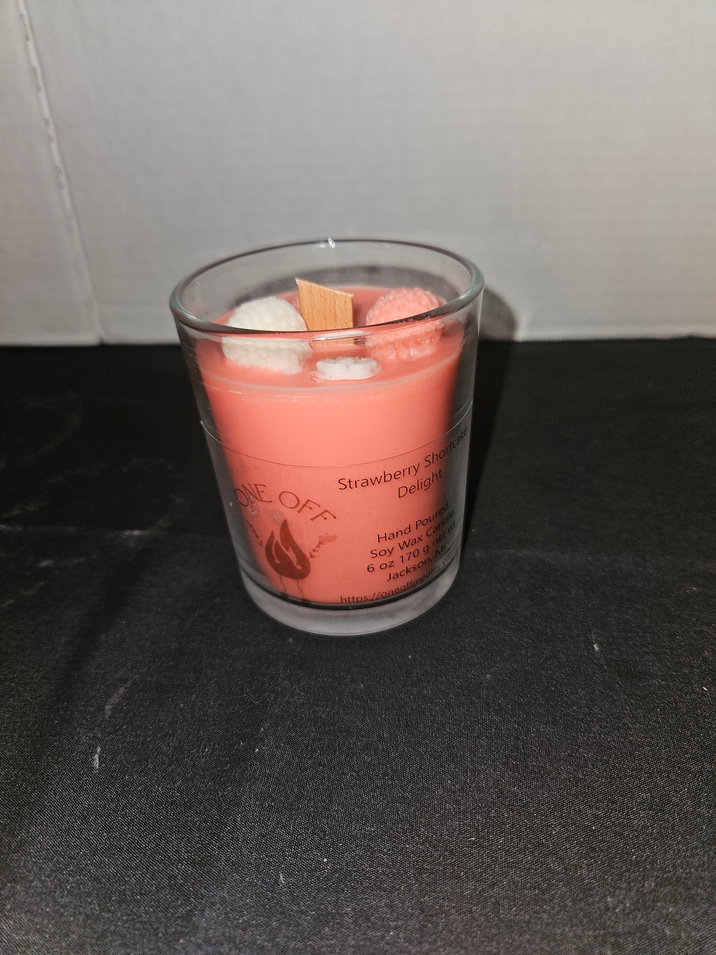 Hand poured soy candle w wood wick STRAWBERRY SHORTCAKE